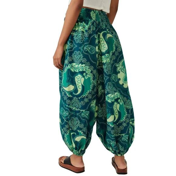 Free People Afterglow Paisley Woven Joggers Pants Lagoon Combo Size Small - Picture 3 of 11